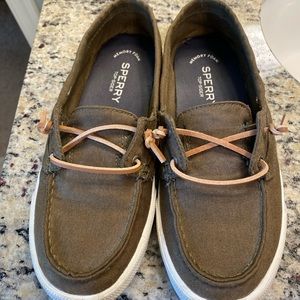 Sperry Topsiders